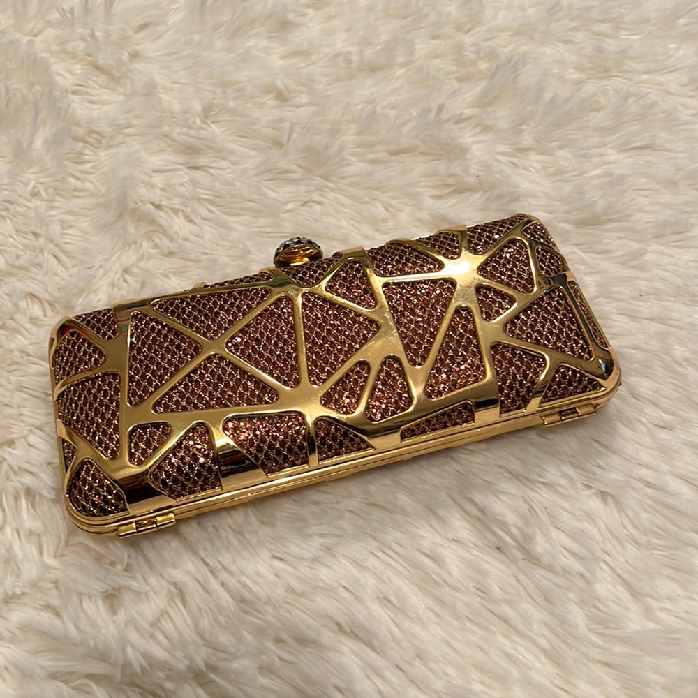 Gold clutch